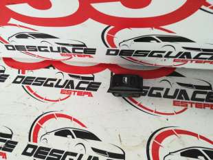 MANDO ELEVALUNAS DELANTERO...