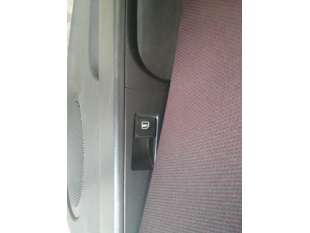 MANDO ELEVALUNAS TRASERO...