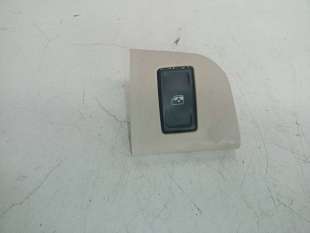 MANDO ELEVALUNAS TRASERO...