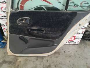 GUARNECIDO PUERTA TRASERA...