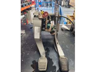 PEDAL EMBRAGUE FORD FIESTA... 2