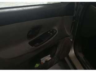 MANDO ELEVALUNAS DELANTERO...