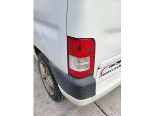 PILOTO TRASERO IZQUIERDO -...