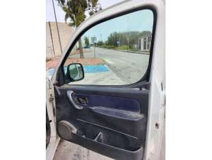 MOTOR ELEVALUNAS DELANTERO...