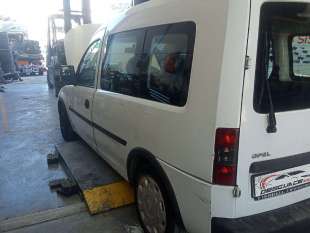 PUERTA DELANTERA IZQUIERDA...