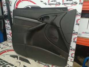 GUARNECIDO PUERTA DELANTERA...