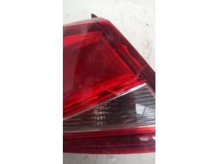 PILOTO TRASERO DERECHO -...