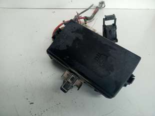 CAJA RELES / FUSIBLES -... 2