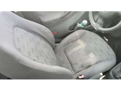 ASIENTO DELANTERO IZQUIERDO - 1143892