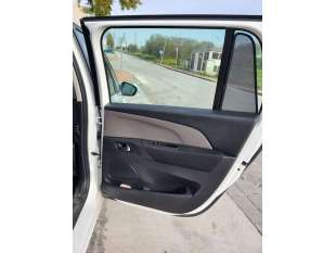 GUARNECIDO PUERTA TRASERA...