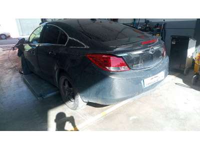 PARAGOLPES TRASERO OPEL INSIGNIA...