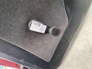 MANETA ELEVALUNAS TRASERA...