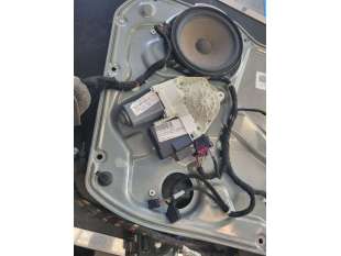 ELEVALUNAS DELANTERO... 2