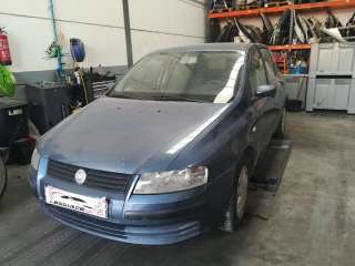 FIAT STILO (192) (2002-0) 1.9 JTD 80 Berlina 80 Diesel  - 04568