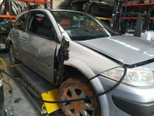 RENAULT MEGANE II BERLINA 5P (2005-0) Authentique Berlina 112 Sin plomo 91  - 04417 2