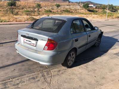 HYUNDAI ACCENT (LC) (2002-2006) GLS CRDi Berlina 82 Diesel  - 04686