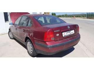 VOLKSWAGEN PASSAT BERLINA (3B2) (1999-0) Comfortline syncro / 4Motion Berlina sedan 110 Diesel  - 04506