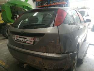 FORD FOCUS BERLINA (CAK) (1998-2004) Ghia Berlina 101 Diesel  - 04581 2