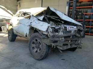 NISSAN TERRANO II (R20) (1999-2004) Comfort Sports Utility Vehicle 125 Diesel  - 04479 2